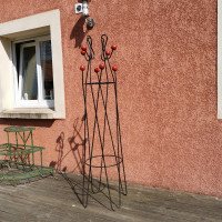 Roger Feraud, Clef De Sol Iron Hat & Coat Stand in Original Black with Red Balls - Thumbnail 3