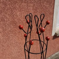 Roger Feraud, Clef De Sol Iron Hat & Coat Stand in Original Black with Red Balls - Thumbnail 7