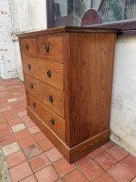 Harris Lebus an Arts & Crafts Oak Chest of Drawers with Brass Ring Pull Handles - Thumbnail 2