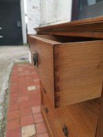 Harris Lebus an Arts & Crafts Oak Chest of Drawers with Brass Ring Pull Handles - Thumbnail 6