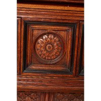Bruce Talbert for Gillows. Aesthetic Movement Exhibition Quality Oak Sideboard. - Thumbnail 5