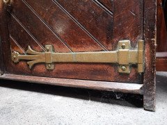 John Pollard Seddon attr, Gothic Revival Oak Sideboard, Minton Shakespeare Tiles - Thumbnail 10