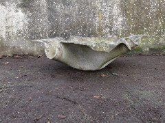 Willy Guhl for Eternit Large Handkerchief Elephant Ear Planter with Loss to Edge - Thumbnail 4