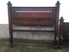 Shapland & Petter an Arts & Crafts Oak Double Bed in the Manner of C. F. A. Voysey - Thumbnail 2