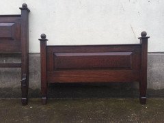 Shapland & Petter an Arts & Crafts Oak Double Bed in the Manner of C. F. A. Voysey - Thumbnail 3