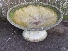 Willy Guhl for Eternit, Mint Pair of Mid- Century Modern Concrete Garden Planters - Thumbnail 8