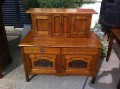 George Walton Style of a Small Arts & Crafts Oak Sideboard with Floral Carvings - Thumbnail 3