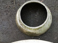 Willy Guhl for Eternit, Mint Pair of Mid- Century Modern Concrete Garden Planters - Thumbnail 17