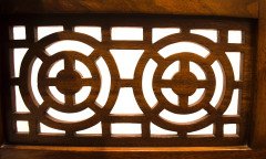 Anglo-Japanese Mahogany Settee by E.W. Godwin and probably made by William Watt - Thumbnail 2