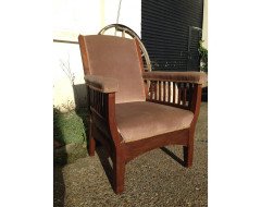 Walnut Arts & Crafts Armchair with Pyramidal Top Details & Curved Out Arms - Thumbnail 3
