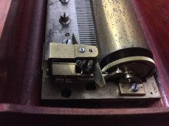 Nicole Freres. Mystique De Genève. a Wonderful Music Box with Six Calming Tunes. - Thumbnail 8