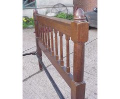 Shapland & Petter, Arts & Crafts Oak Double Bed with Acorn Tops to Each Corner - Thumbnail 3