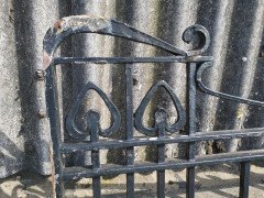 Pair of Arts & Crafts Hand Forged Iron Gates with Sweeping Top Rails - Thumbnail 8