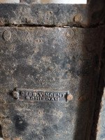 Tall Set of A&c Cast Iron Gates in the Glasgow Style with Split Heart Details - Thumbnail 18