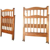 Good Quality Pair of Arts & Crafts Single Oak Beds in the Manner of Heals