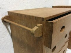 Ambrose Heal. a Super Quality Pair of Petite Cotswold Oak Chests of Drawers - Thumbnail 5