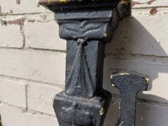 Arts & Crafts Cast Iron Gate with Its Original Side Post All with Floral Details - Thumbnail 14