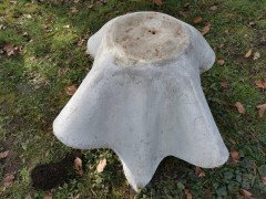 Willy Guhl for Eternit, Mid-Century Modern Concrete Garden Handkerchief Planter - Thumbnail 14