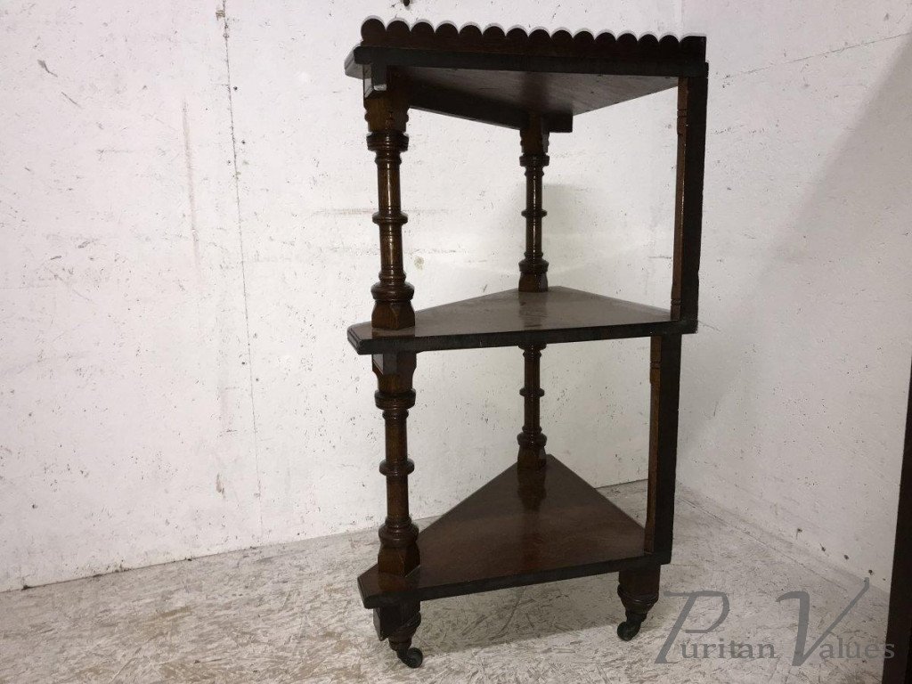 Charles Bevan for Marsh Jones & Cribb. A Gothic Revival Oak Ã‰tagÃ¨re/Corner Piece - Image 3