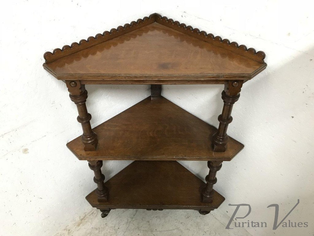 Charles Bevan for Marsh Jones & Cribb. A Gothic Revival Oak Ã‰tagÃ¨re/Corner Piece - Image 4