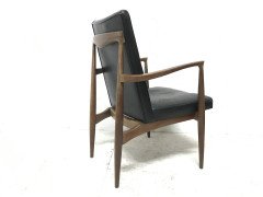 Finn Juhl Attributed, Scandinavian Teak Armchair with a Sculptural Design - Thumbnail 5