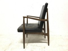 Finn Juhl Attributed, Scandinavian Teak Armchair with a Sculptural Design - Thumbnail 7