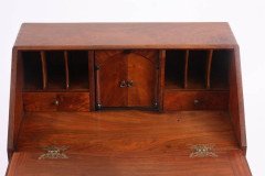 Ernest Gimson Attributed, Arts & Crafts Cotswold Walnut Bureau - Thumbnail 5