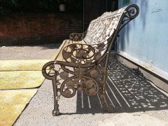 Coalbrookdale Aesthetic Movement Cast Iron Garden Bench, circa 1866 - Thumbnail 6