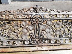 Coalbrookdale Aesthetic Movement Cast Iron Garden Bench, circa 1866 - Thumbnail 10