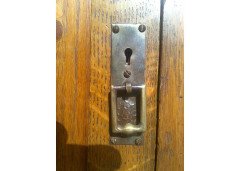 An Arts and Crafts Glasgow Style Oak Sideboard Attributed to G. M. Ellwood - Thumbnail 8