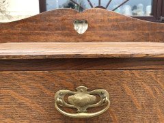 Shapland & Petter Oak Umbrella Stick Stand with Pierced Heart Detail - Thumbnail 6