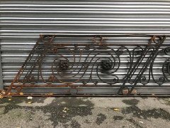 Arts & Crafts Style Decorative Cast Iron Angular Fence or Staircase Bannister - Thumbnail 2