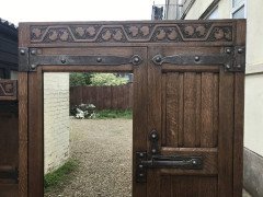 Arts & Crafts Oak Treble Wardrobe with Five Drawers by Liberty & Co. - Thumbnail 4