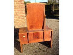 Edward Barnsley, An Arts & Crafts Cotswold School Handmade Walnut Dressing Table - Thumbnail 1