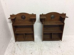 Shapland and Petter, an Arts & Crafts Hanging Oak Bookcase with Copper Plaque - Thumbnail 2
