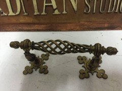 A W N Pugin attri, A single brass door handle from the Palace of Westminster - Thumbnail 2