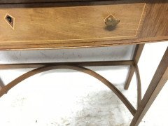 Edward Barnsley, Sycamore and Hollywood Inlaid Table with Serpentine Stretcher - Thumbnail 5