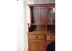 Waring & Gillows Style of M. H. Baillie Scott. Arts & Crafts Oak Inlaid Sideboard - Thumbnail 4