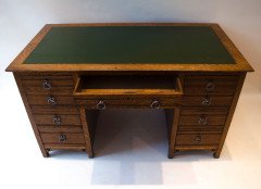 Glasgow School Oak Desk by E. A. Taylor - Thumbnail 4