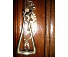 French Art Nouveau Walnut Display Cabinet - Thumbnail 18