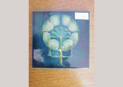 Pilkington's Lancastrian Tile Works. Ten Arts & Crafts six inch tube-lined tiles - Thumbnail 3