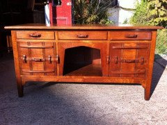 Acorn Industries Attributed, Arts & Crafts Yorkshire School Oak Low Sideboard - Thumbnail 9