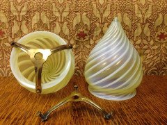 A Rare Pair of Petite Vaseline Swirl Teardrop Shades - Thumbnail 3