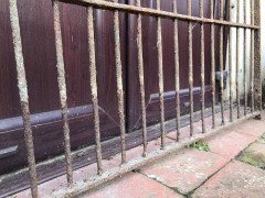 Four Georgian Wrought Iron Railing Lengths with Hand- Formed Circular End Finials - Thumbnail 7