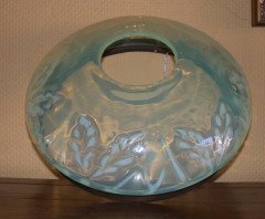 Large English Arts & Crafts Vaseline Ceiling Light with Brass Rim & Brass Hanger - Thumbnail 4