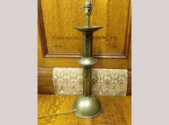 A Large Arts and Crafts Brass Table Lamp Attributed to Gordon Russell. - Thumbnail 9