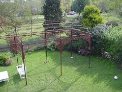 Mid- Victorian Moorish Wrought & Cast Iron Pergola or Decorative Garden Structure - Thumbnail 2