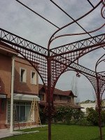 Mid- Victorian Moorish Wrought & Cast Iron Pergola or Decorative Garden Structure - Thumbnail 9