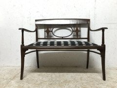 Josef Hoffmann in the Style Of. a Secessionist Five- Piece Bentwood Salon Set - Thumbnail 3