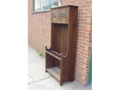 E. A. Taylor, attributed. Made by Wylie & Lochhead. An Arts & Crafts Oak Hallstand - Thumbnail 2